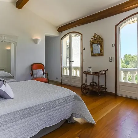 Villa - The Hills *